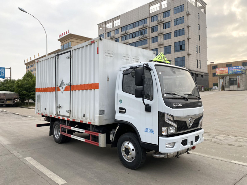 雜項(xiàng)危險(xiǎn)物品廂式運(yùn)輸車，廂式運(yùn)輸車，楚勝汽車集團(tuán)